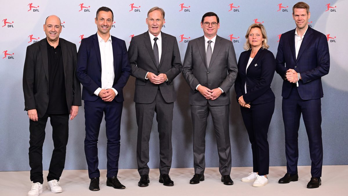 Gruppenfoto vom DFL-Aufsichtsrat
